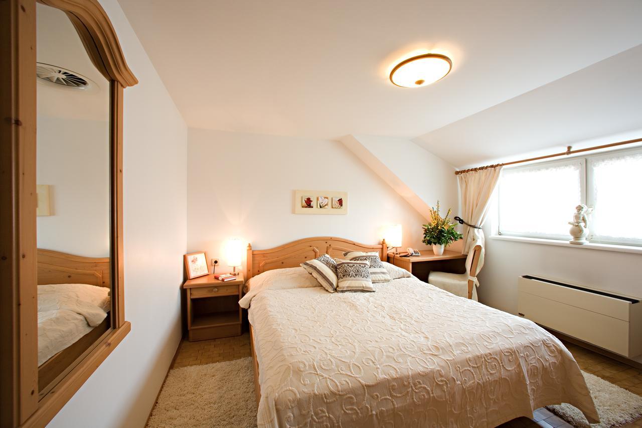 Hotel & Restaurant Braunstein - Pauli'S Stuben Purbach am Neusiedlersee Ngoại thất bức ảnh